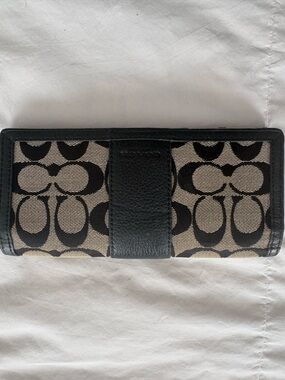 Coach Black & Khaki Signature Continental Wallet